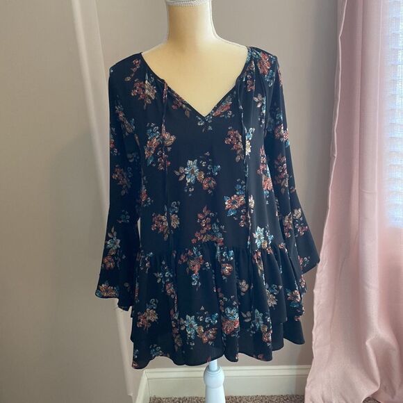 ❤️EUC Altar’d State mini Dress(size Small)❤️ - Picture 8 of 9
